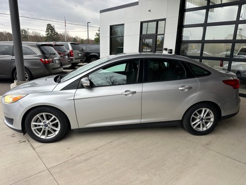 Used 2016 Ford Focus SE image 4