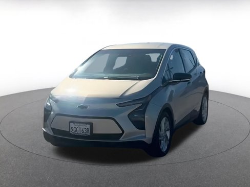 Used 2023 Chevrolet Bolt LT w/ Driver Confidence Package image 6