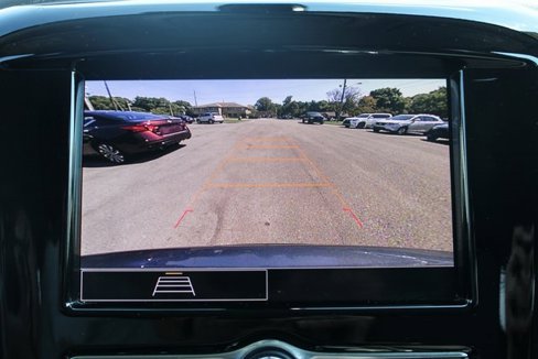 Used 2020 Chevrolet Traverse LS image 26
