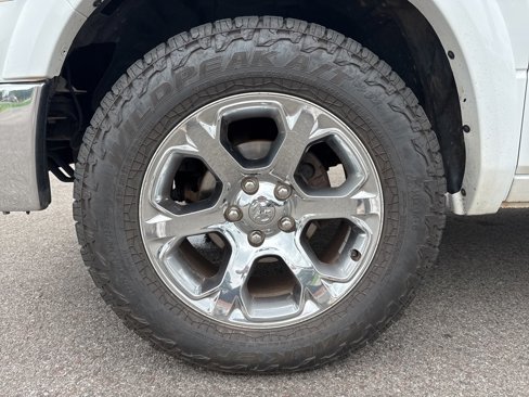 Used 2013 RAM 1500 Laramie w/ Convenience Group image 10