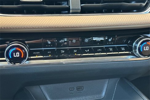 New 2026 Chevrolet Equinox ACTIV w/ Safety and Technology Package image 27