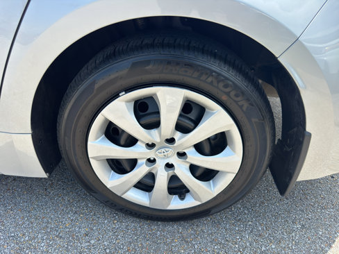 Used 2024 Toyota Corolla LE image 20