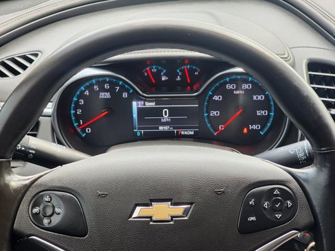 Used 2015 Chevrolet Impala LT w/ Convenience Package image 11