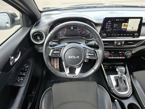Used 2023 Kia Forte GT-Line image 11
