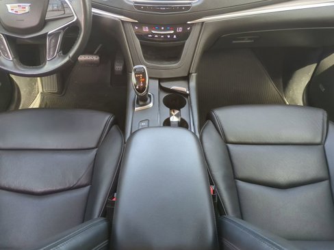 Used 2019 Cadillac XT5 Luxury image 18