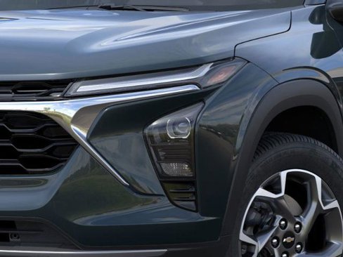 New 2025 Chevrolet Trax LT w/ Driver Confidence Package image 37
