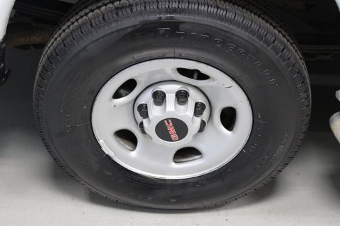 Used 2022 GMC Savana 2500 w/ Driver Convenience Package image 6