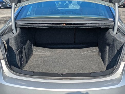 Used 2019 Chevrolet Impala LT image 32