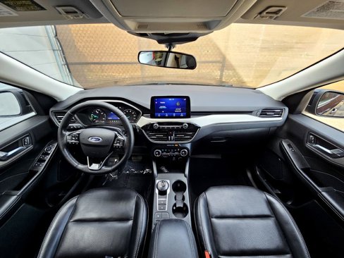 Used 2021 Ford Escape SEL image 13