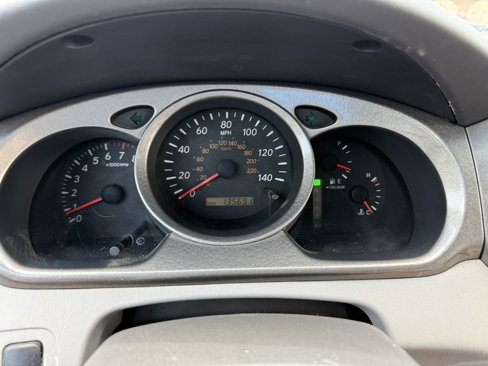 Used 2003 Toyota Highlander 2WD V6 image 16