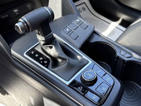 Used 2024 Kia Sportage LX image 31
