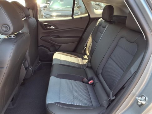 New 2025 Chevrolet Trax LT w/ Driver Confidence Package image 6