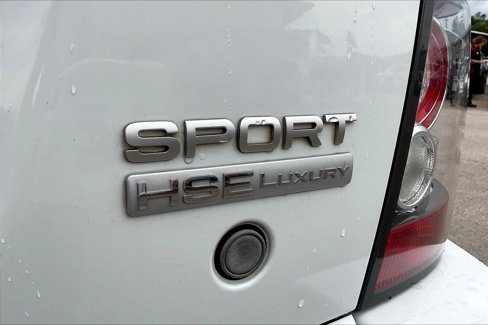 Used 2011 Land Rover Range Rover Sport HSE LUX image 9