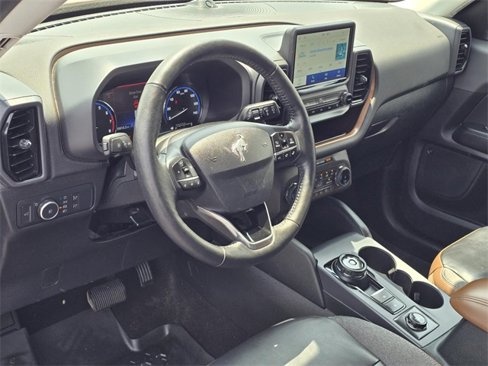 Used 2022 Ford Bronco Sport Outer Banks w/ Tech Package image 14