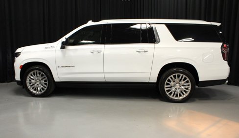 Used 2023 Chevrolet Suburban High Country w/ Premium Package 2 image 2