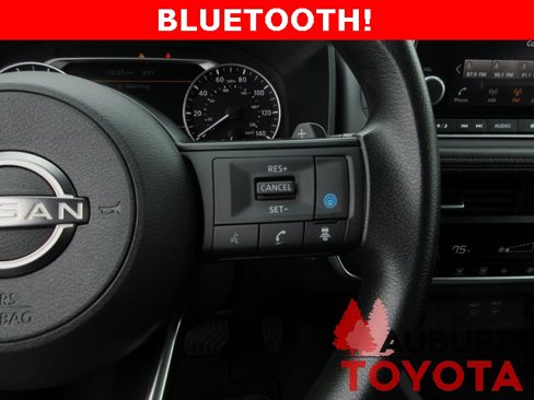 Used 2024 Nissan Rogue SV image 18