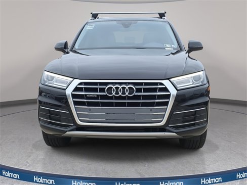 Used 2020 Audi Q5 2.0T Premium w/ Convenience Package image 3