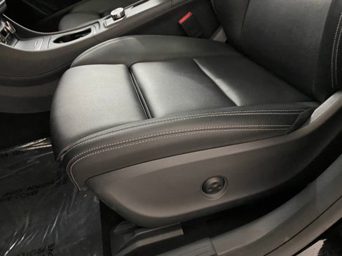 Used 2018 Mercedes-Benz CLA 250 image 12