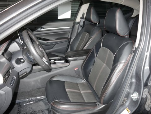 Used 2024 Nissan Altima 2.5 SR image 8