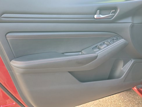 Certified 2021 Nissan Altima 2.5 SR w/ SR Premium Package image 20