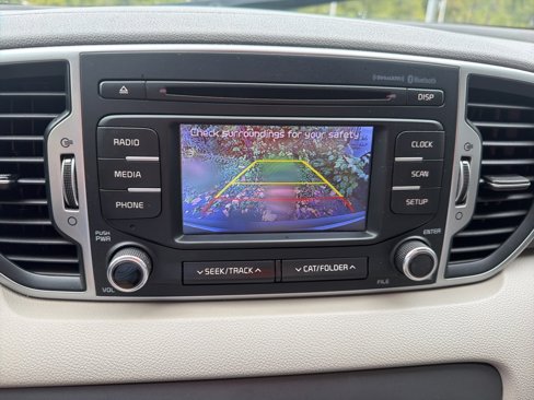 Used 2017 Kia Sportage LX image 13