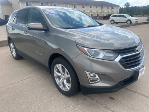 Used 2018 Chevrolet Equinox LT image 1