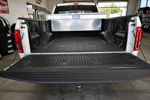 Used 2015 Ford F150 Lariat image 8
