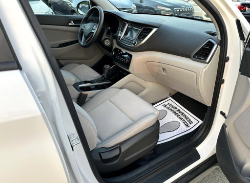 Used 2017 Hyundai Tucson SE image 13