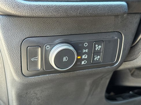 Used 2021 Ford Escape Titanium image 27