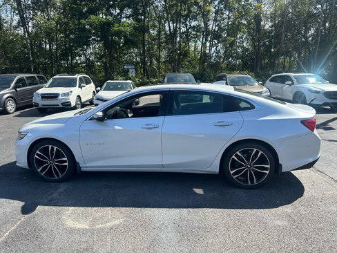 Used 2016 Chevrolet Malibu Premier w/ Driver Confidence Package II image 8