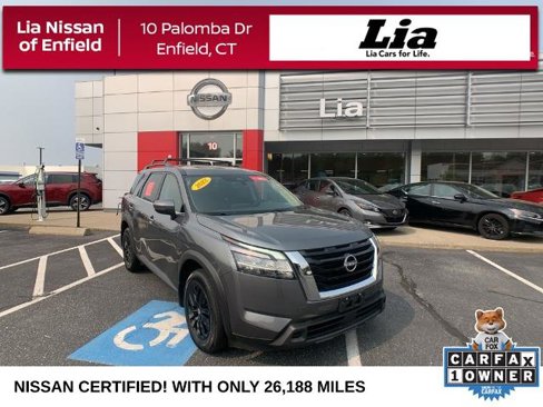 Certified 2022 Nissan Pathfinder SV image 1