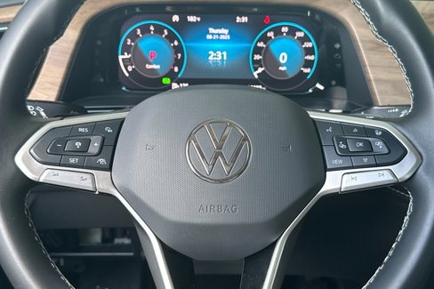 Used 2024 Volkswagen Atlas SE image 36