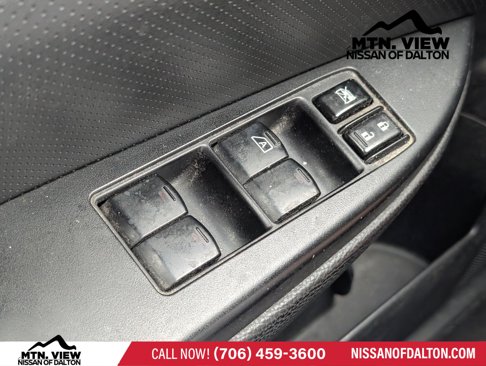 Used 2010 Subaru Outback 2.5i Limited image 15