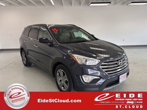 Used 2015 Hyundai Santa Fe GLS image 1