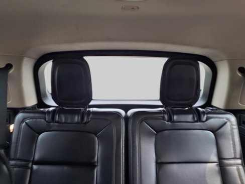 Used 2020 Lincoln Aviator Reserve w/ Equipment Group 202A image 20