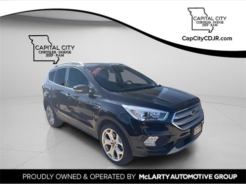 Used 2019 Ford Escape Titanium image 1