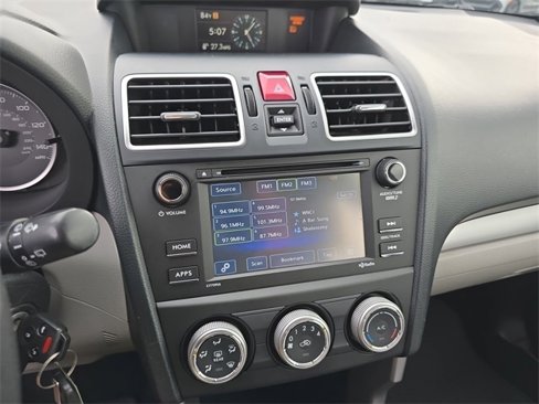 Used 2018 Subaru Forester 2.5i w/ Alloy Wheel Package image 13
