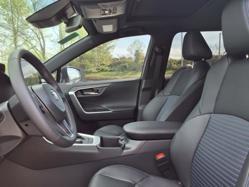 Used 2024 Toyota RAV4 XSE image 11