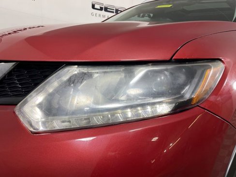 Used 2016 Nissan Rogue SL image 14