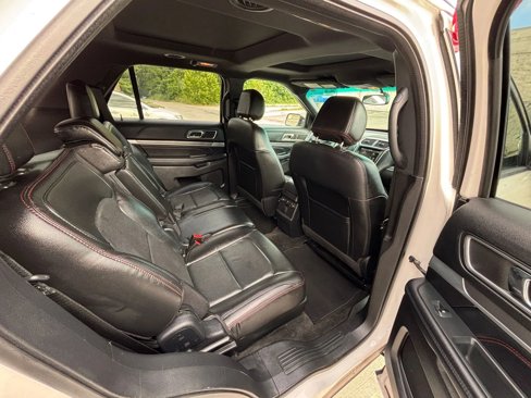 Used 2016 Ford Explorer Sport image 20