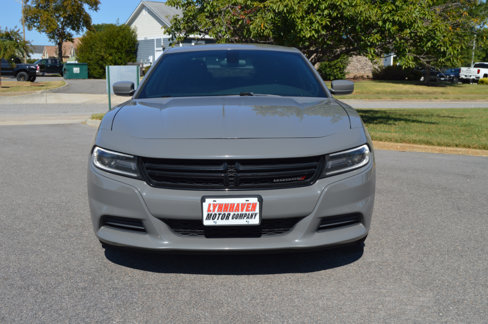 Used 2019 Dodge Charger SXT image 18