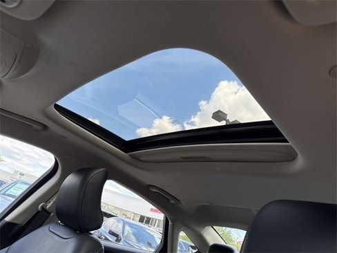 Used 2018 Ford Fusion SE w/ Equipment Group 602A image 16