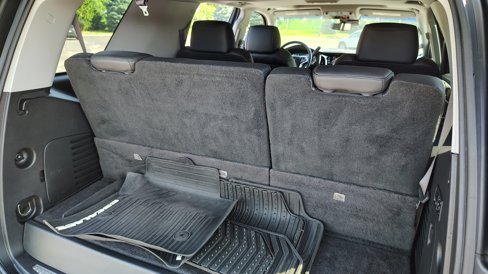 Used 2017 Cadillac Escalade Luxury image 41