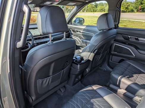 Used 2023 Kia Telluride EX X-Line image 28