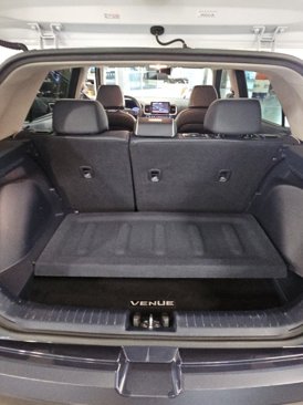Used 2021 Hyundai Venue image 33