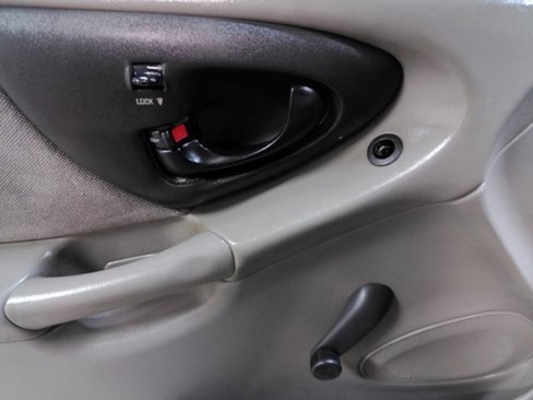 Used 2001 Chevrolet Malibu V6 image 14