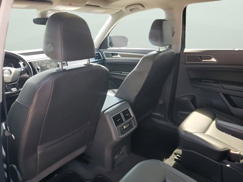 Used 2019 Volkswagen Atlas SEL R-Line image 18