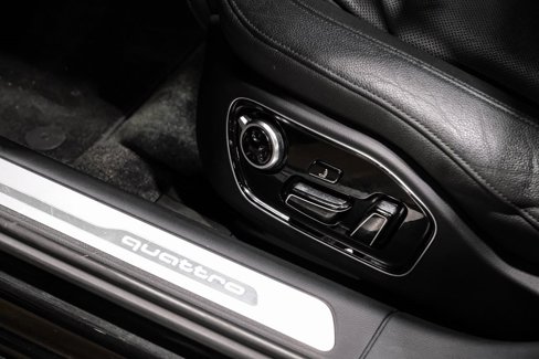 Used 2017 Audi A8 L 3.0T w/ Executive Package image 28
