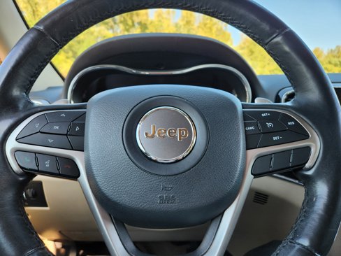 Used 2020 Jeep Grand Cherokee Limited image 22
