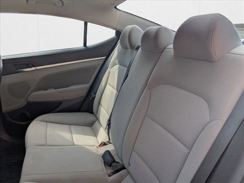 Used 2019 Hyundai Elantra SEL image 16